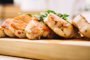 נתחי פרגית ברוטב שום ודבש